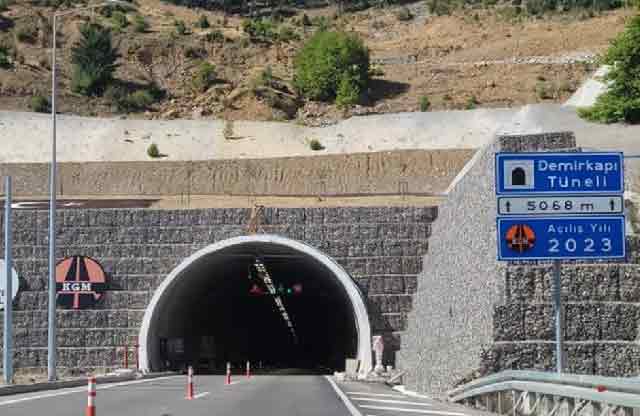 Antalya Taşağıl Derebucak Konya Yolu